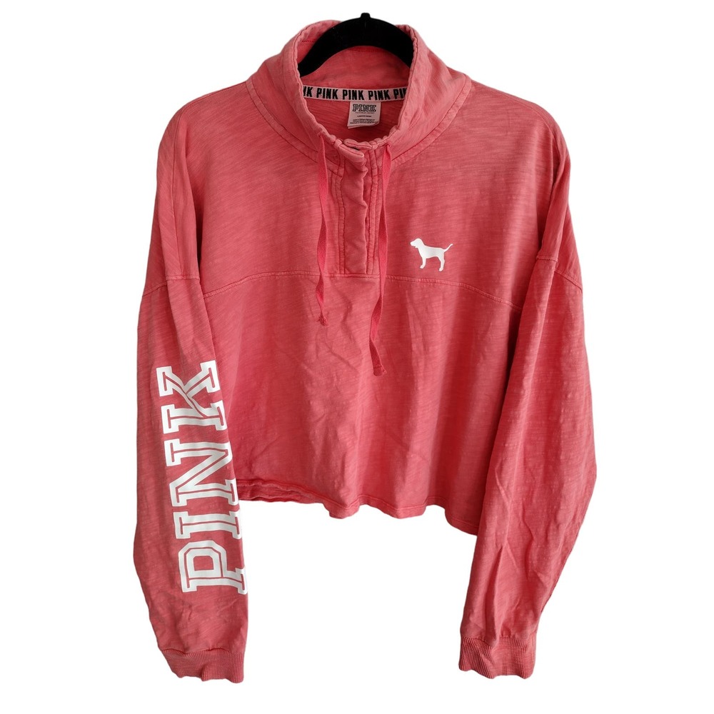 VS PINK | Oversized Pink with White Spell-Out Cropped & Boxy 1/4 Button Top